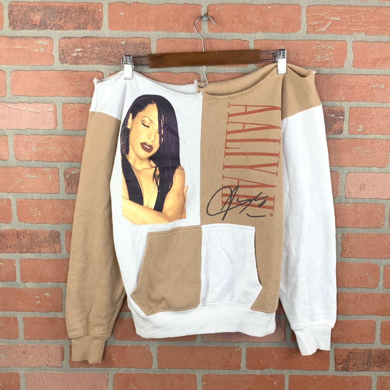 Aaliyah clearance graphic sweatshirt