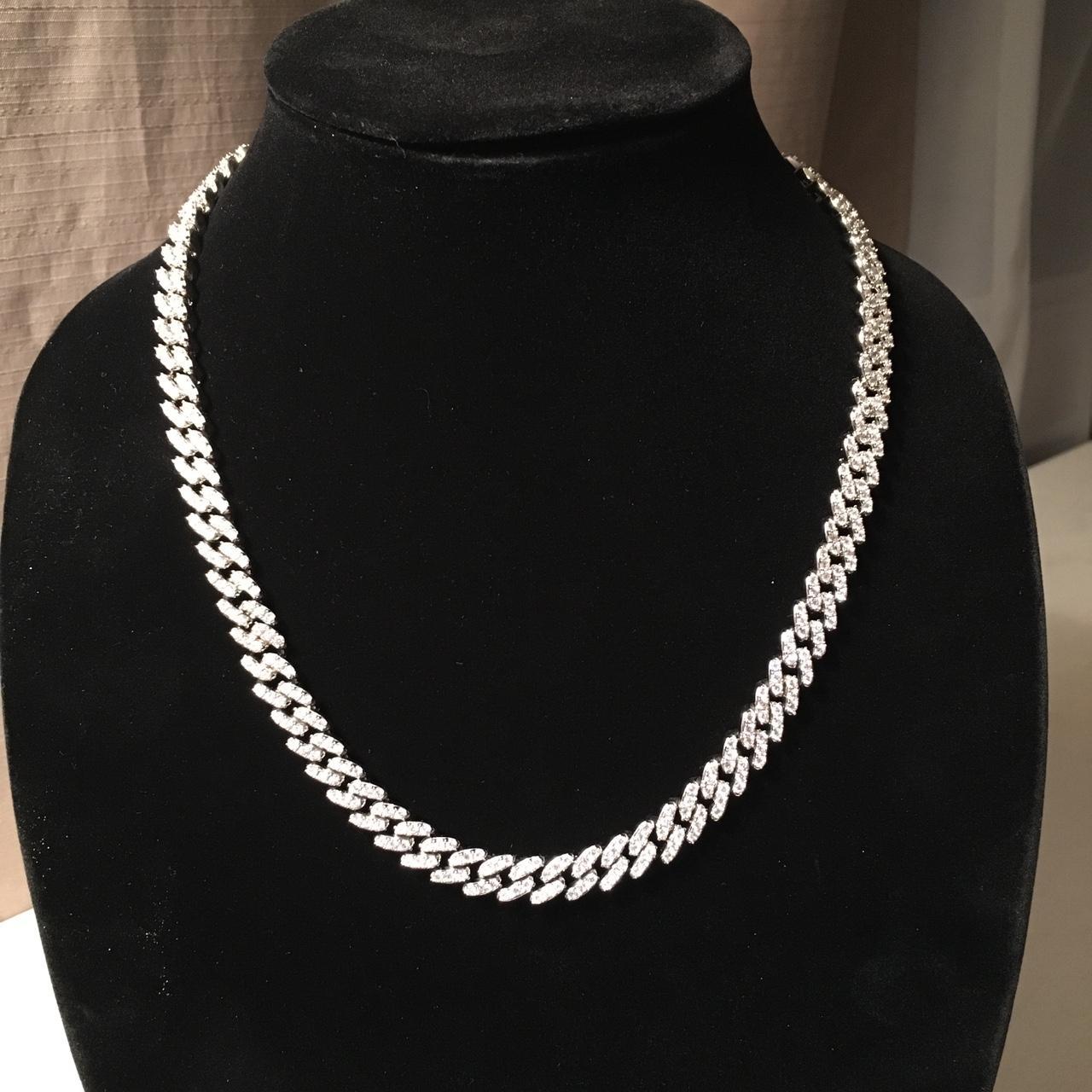 item listed by toppointbling