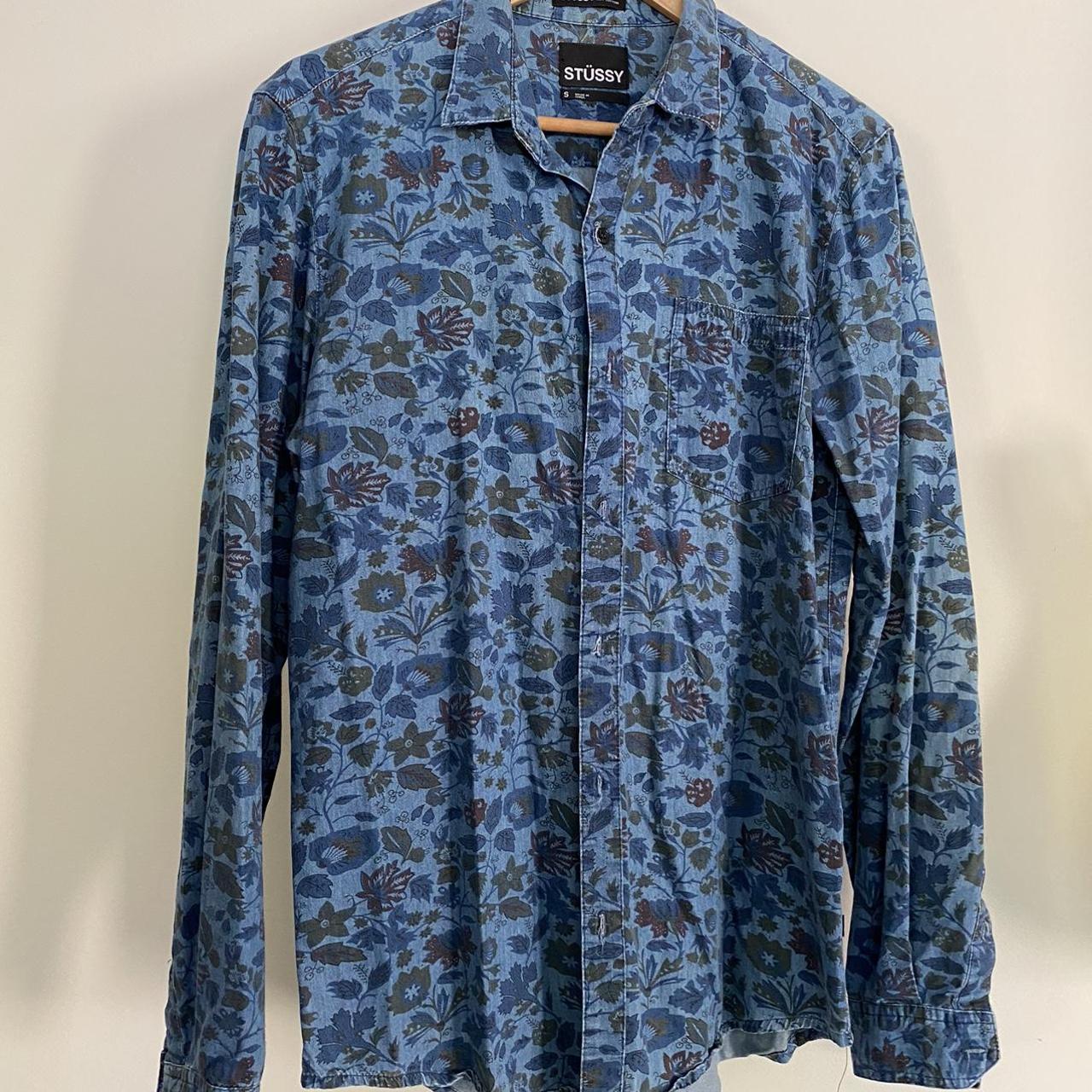 Stussy 100% cotton shirt with floral print size... - Depop