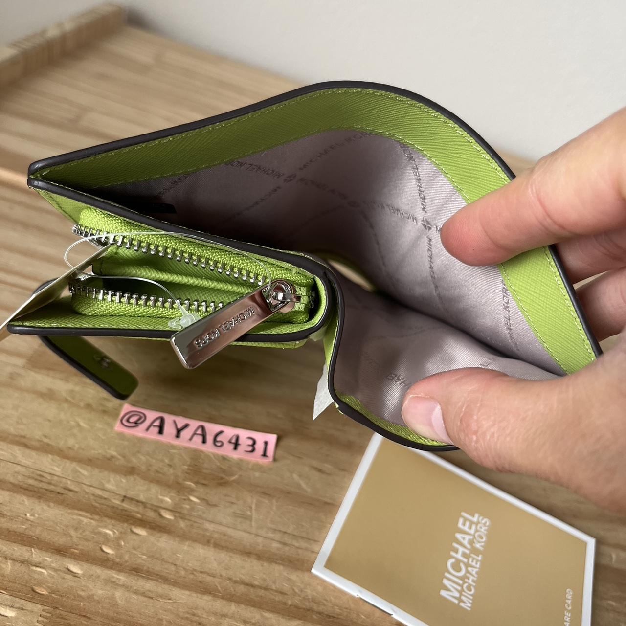 Michael Kors wallet 100% Authentic, Brand new