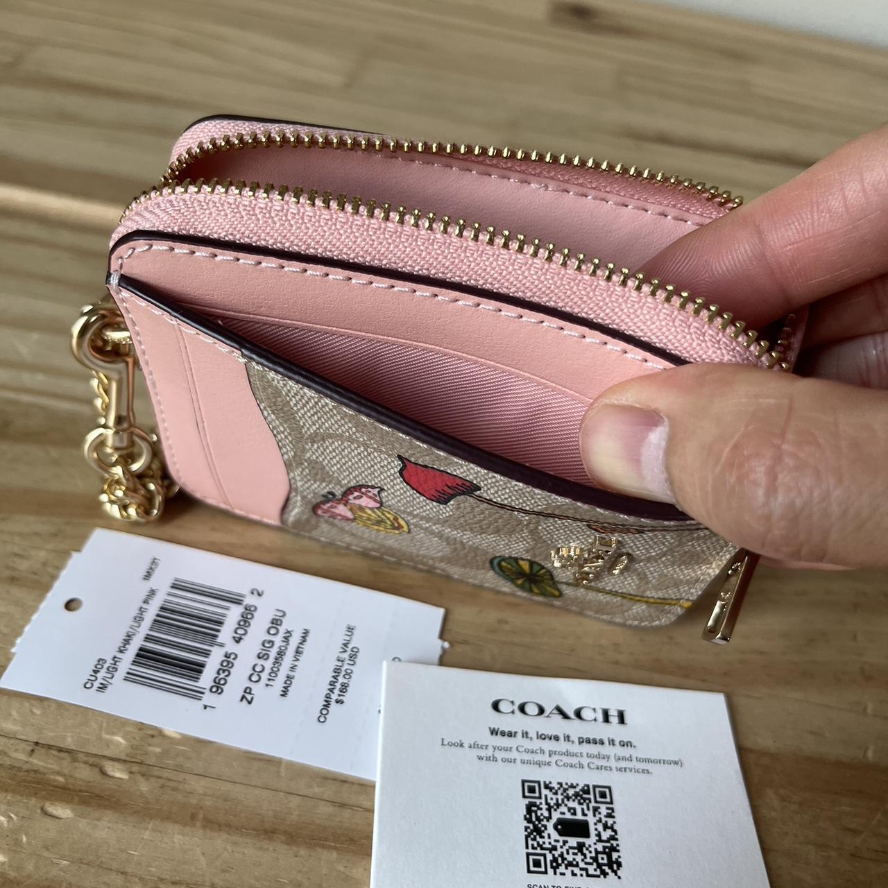 Coach card holder 100% authentic Brand new