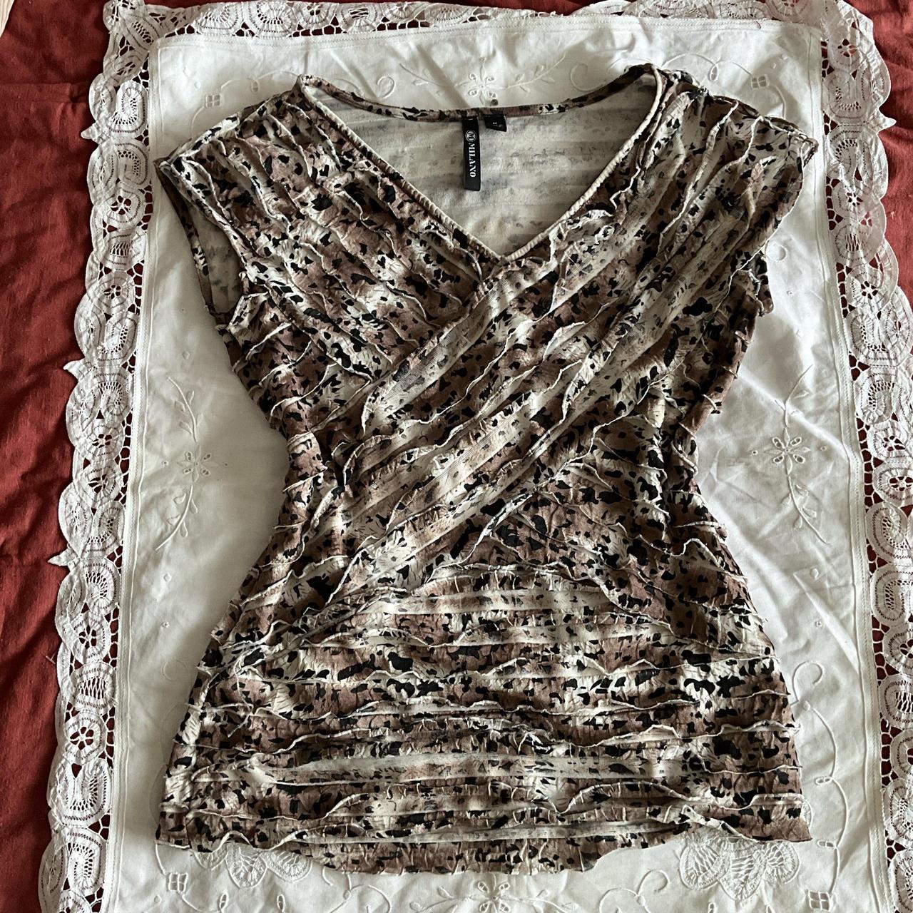 item listed by 66cherries
