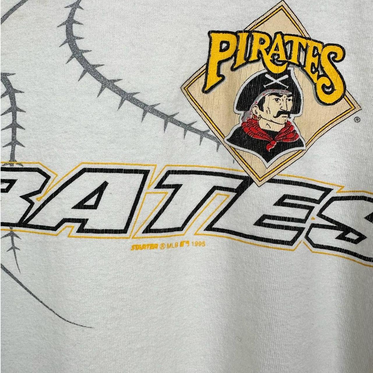 Vintage Pittsburgh Pirates T-Shirt XL, true to - Depop