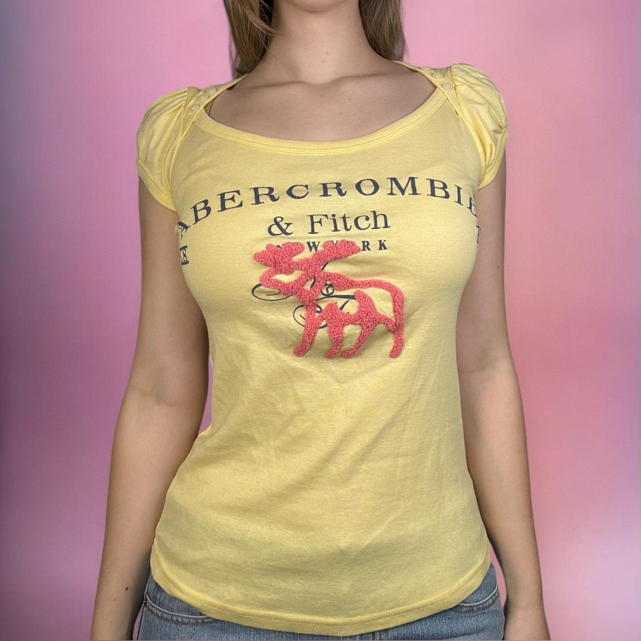 Adorable vintage Y2K 2000s Abercrombie & Fitch | Depop