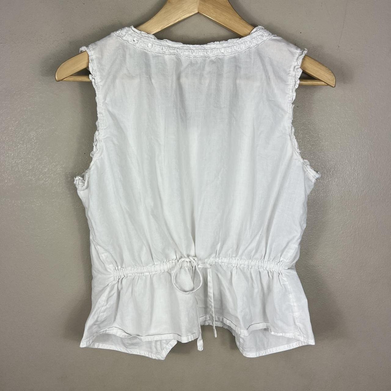 American Vintage Women's White Vest | Depop