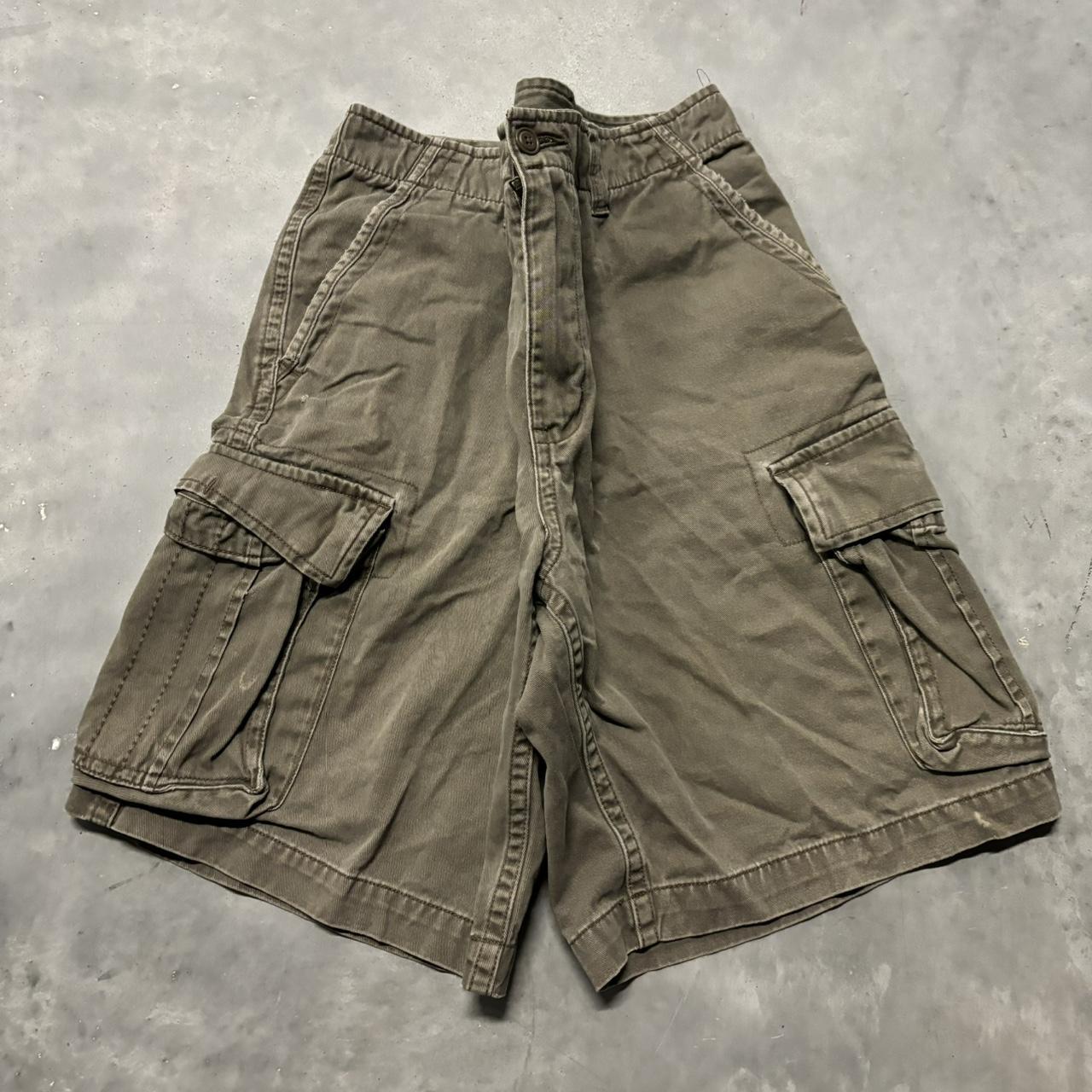 Vintage Y2K/2000s Baggy Grunge Brown Skater Style | Depop