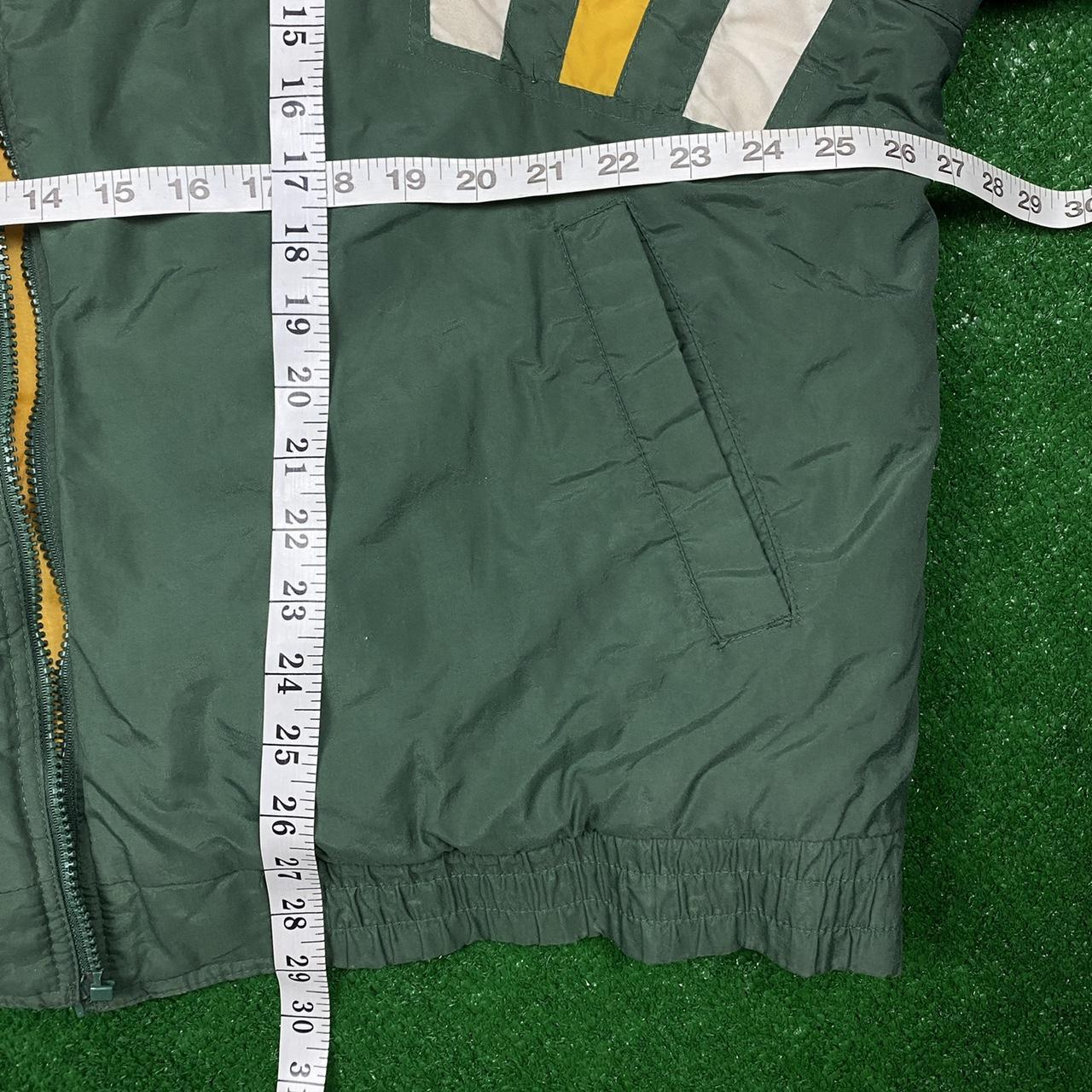 Vintage Green Bay Packers NFL puffer jacket size XL - Depop