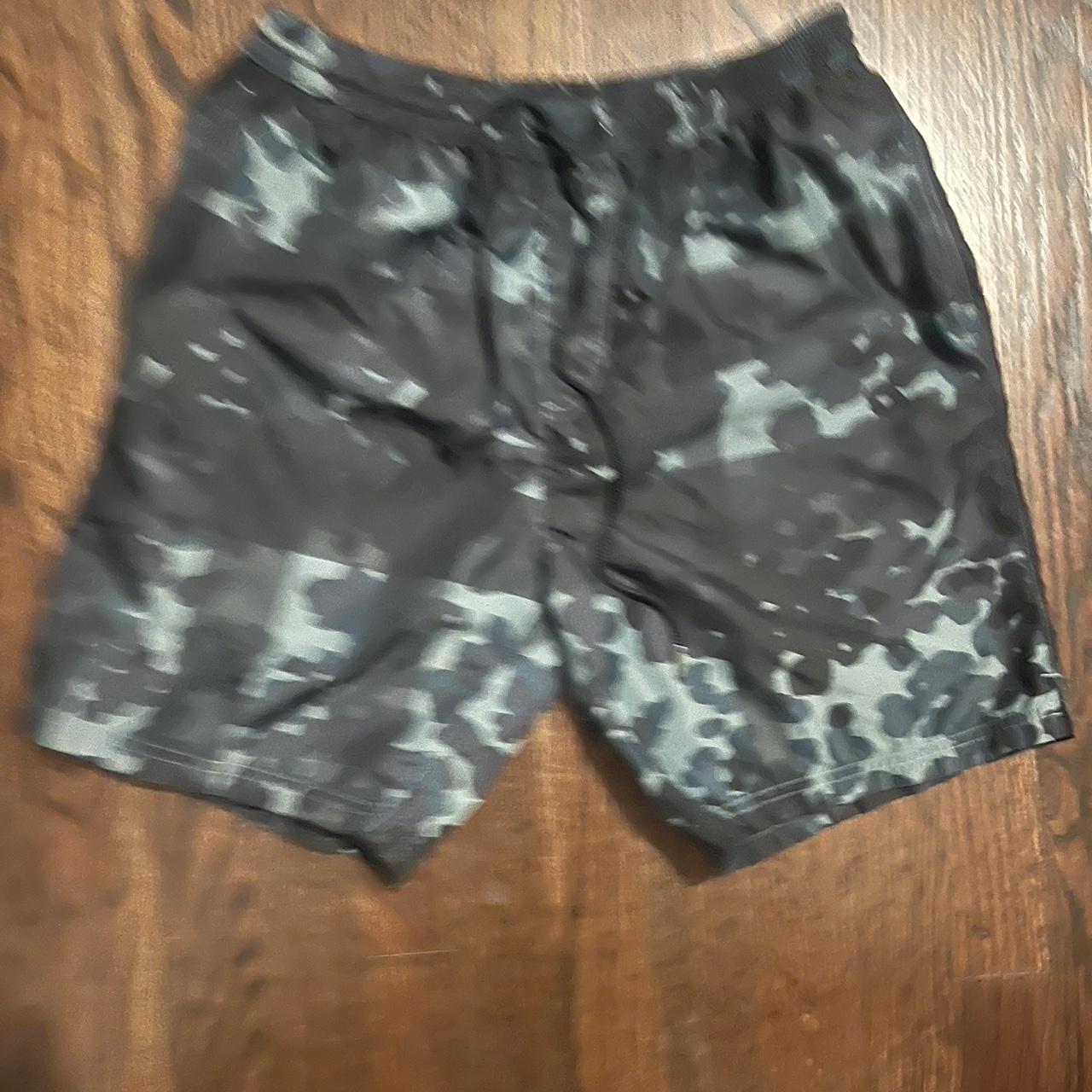 Burberry brit print shorts deals