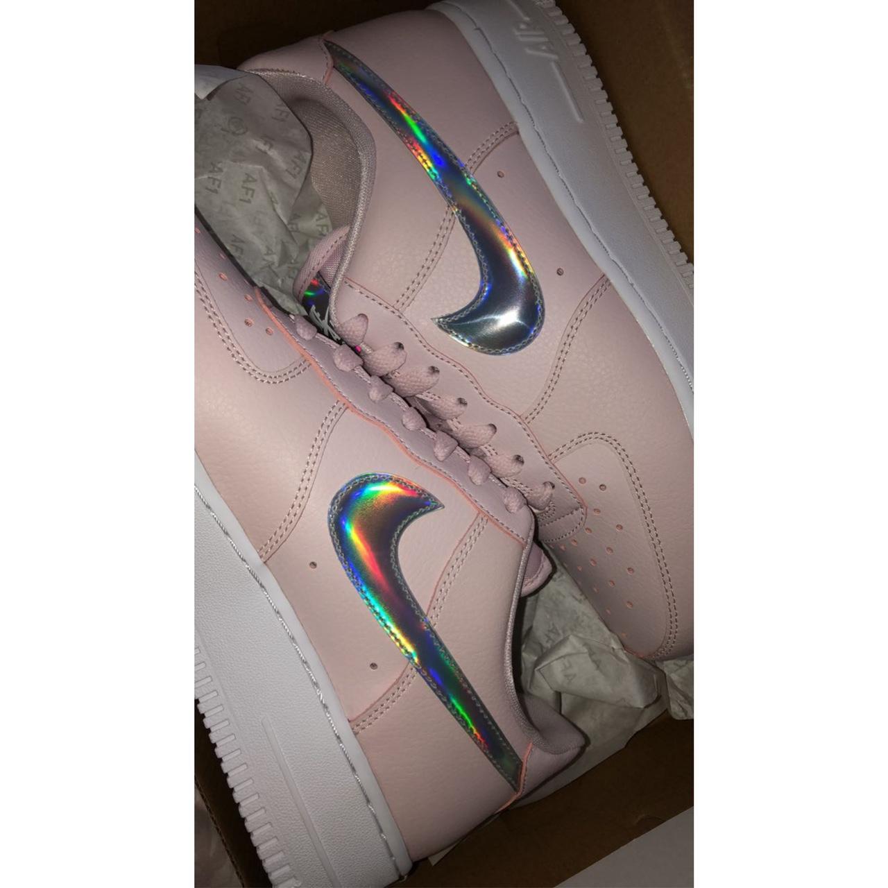 Nike air force holographic hot sale tick