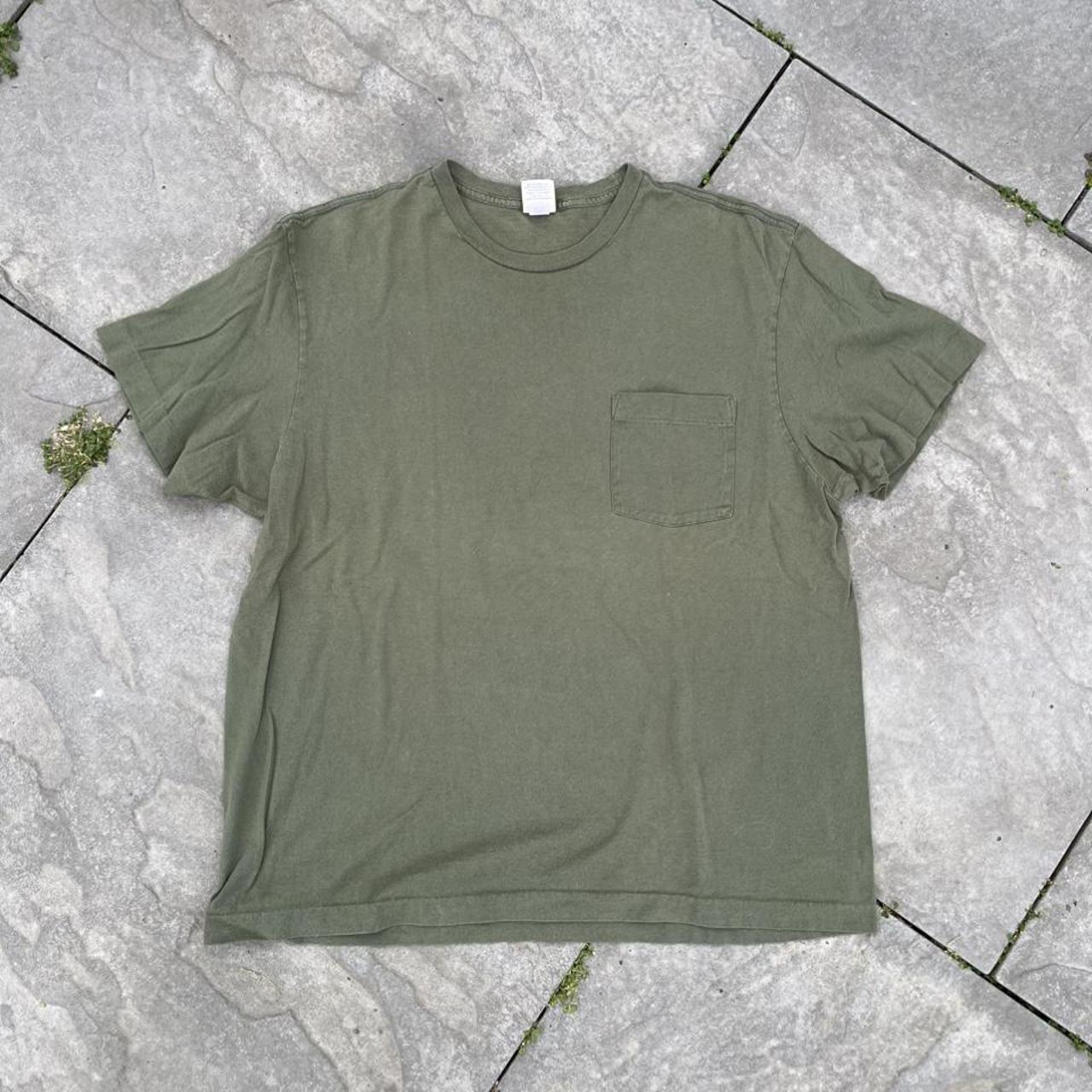 Vintage Old Navy green pocket t shirt size Large... - Depop