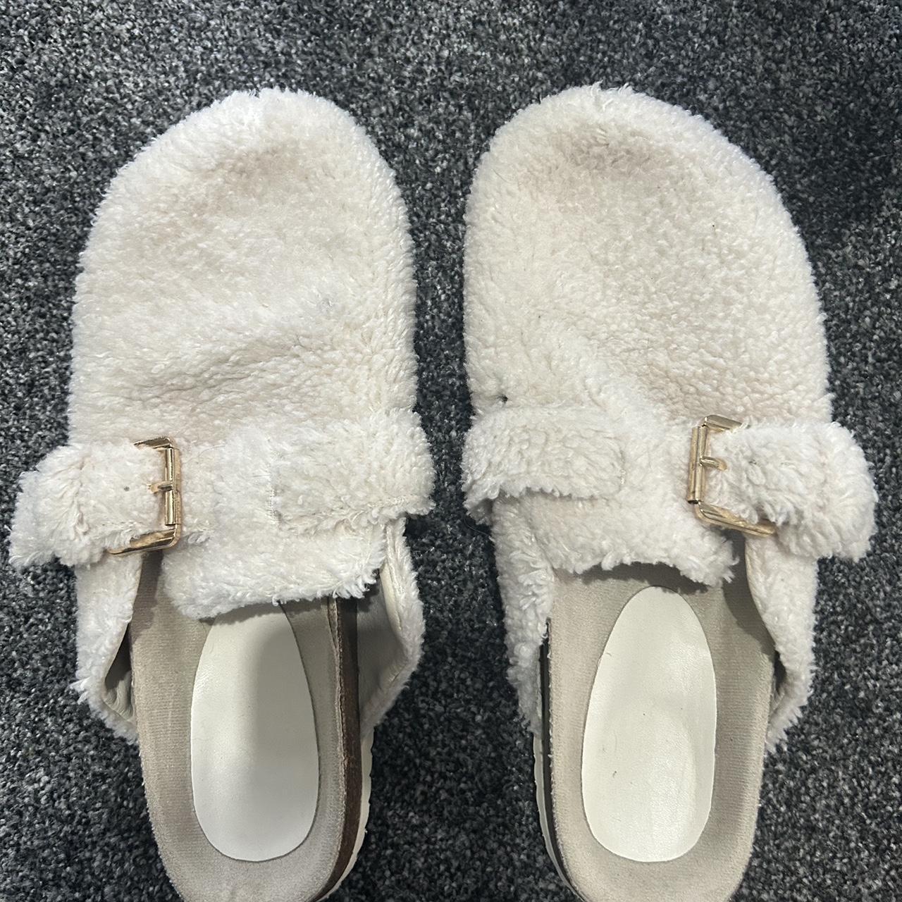 PrettyLittleThing PLT Cream Borg Fur Buckle