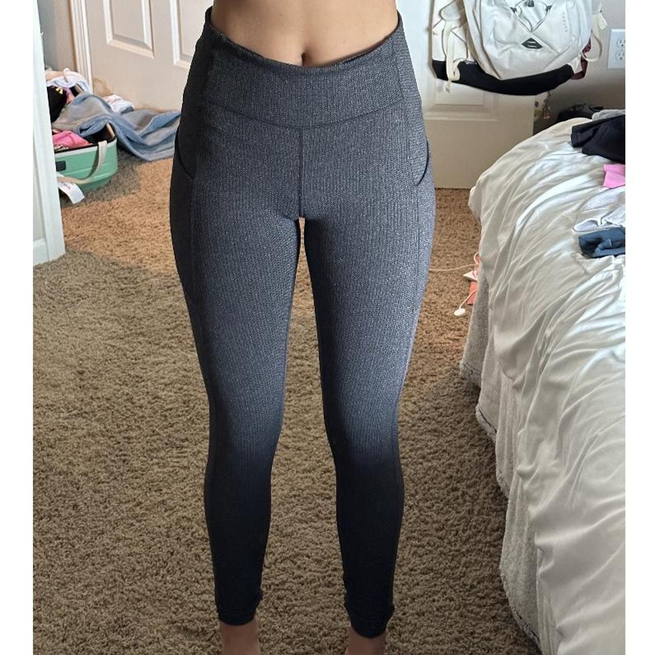 Grey Size 6, 28” Lululemon leggings. Has side - Depop