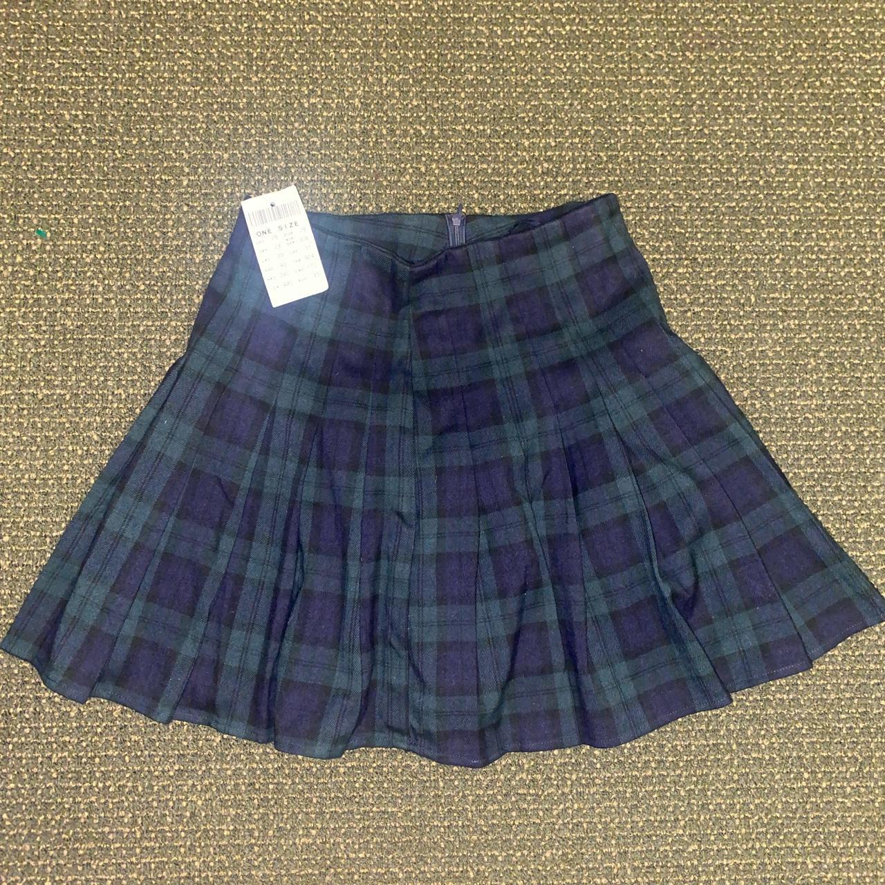 brandy melville plaid green pleated skirt!! brand... Depop