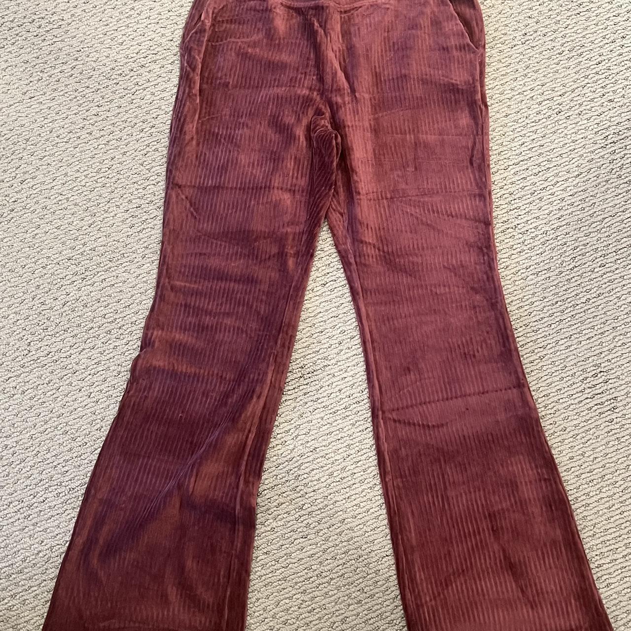 Uniqlo sales red pants