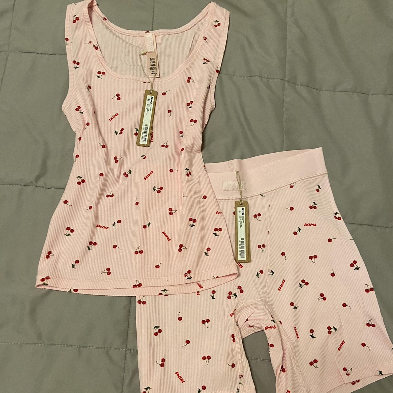 NWT SKIMS SOFT LOUNGE BOXER AND TANK SET in CHERRY - Depop