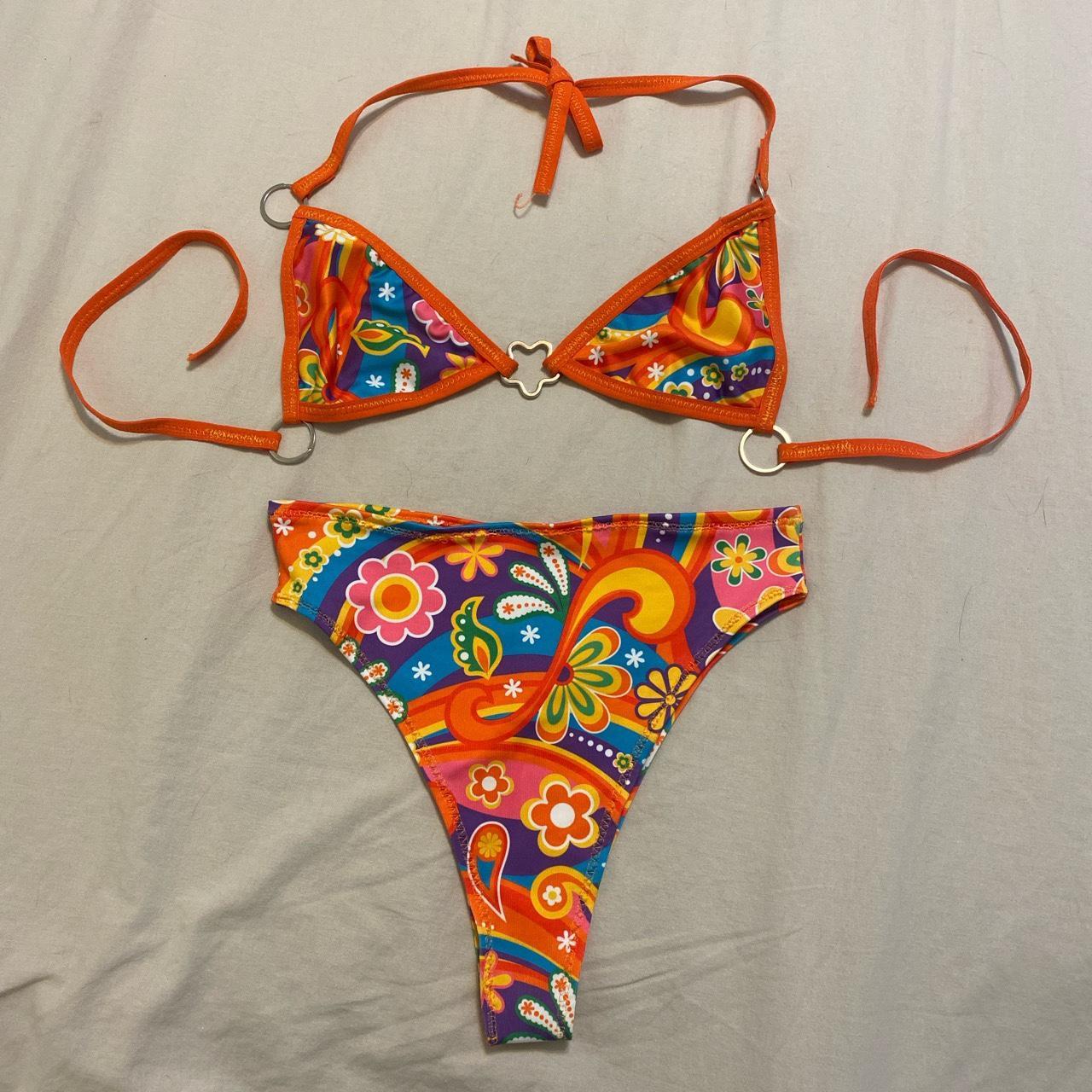 Iheartraves set top is size XL and bottoms are a - Depop