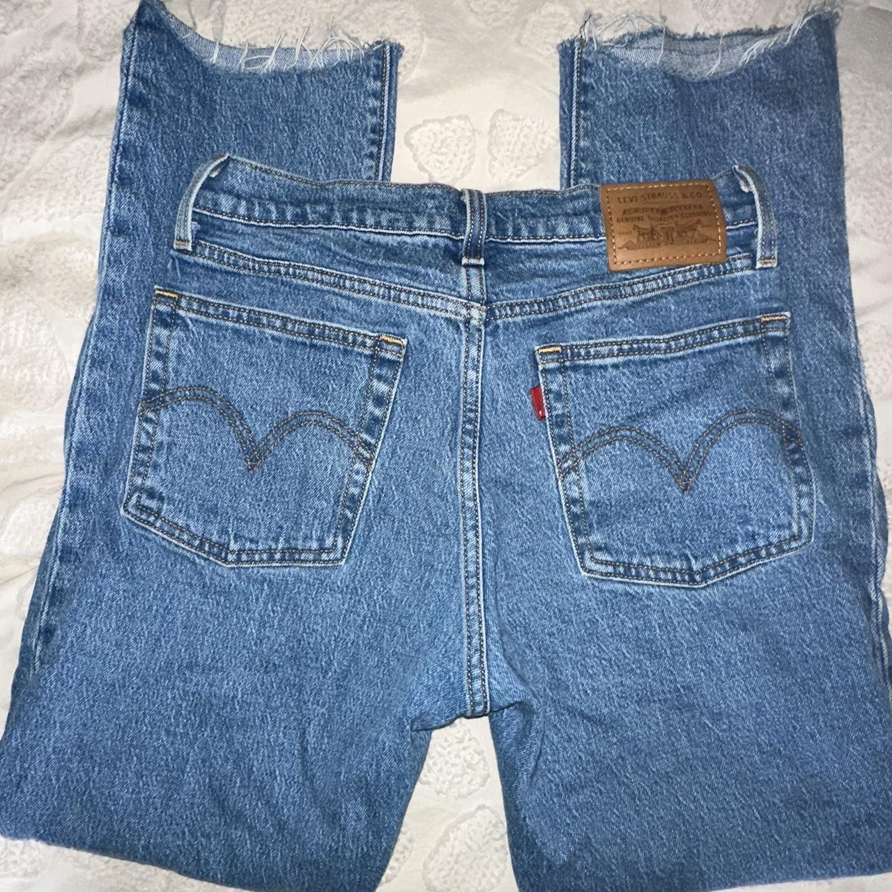 Levis on sale length 26