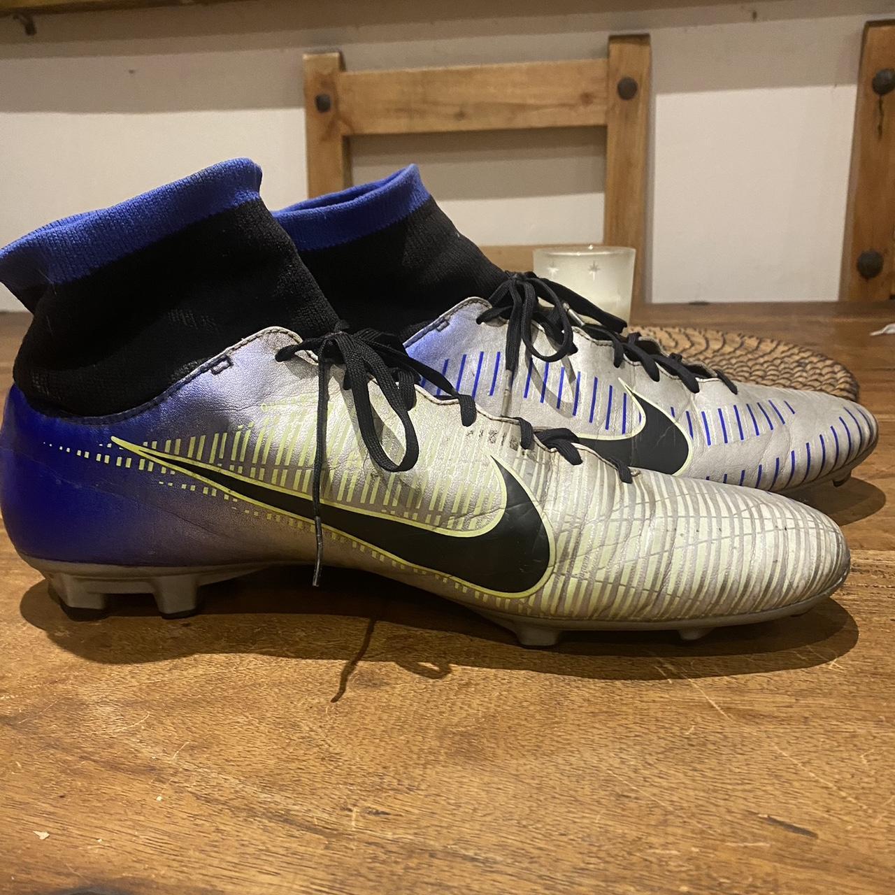 nike sock football boots
