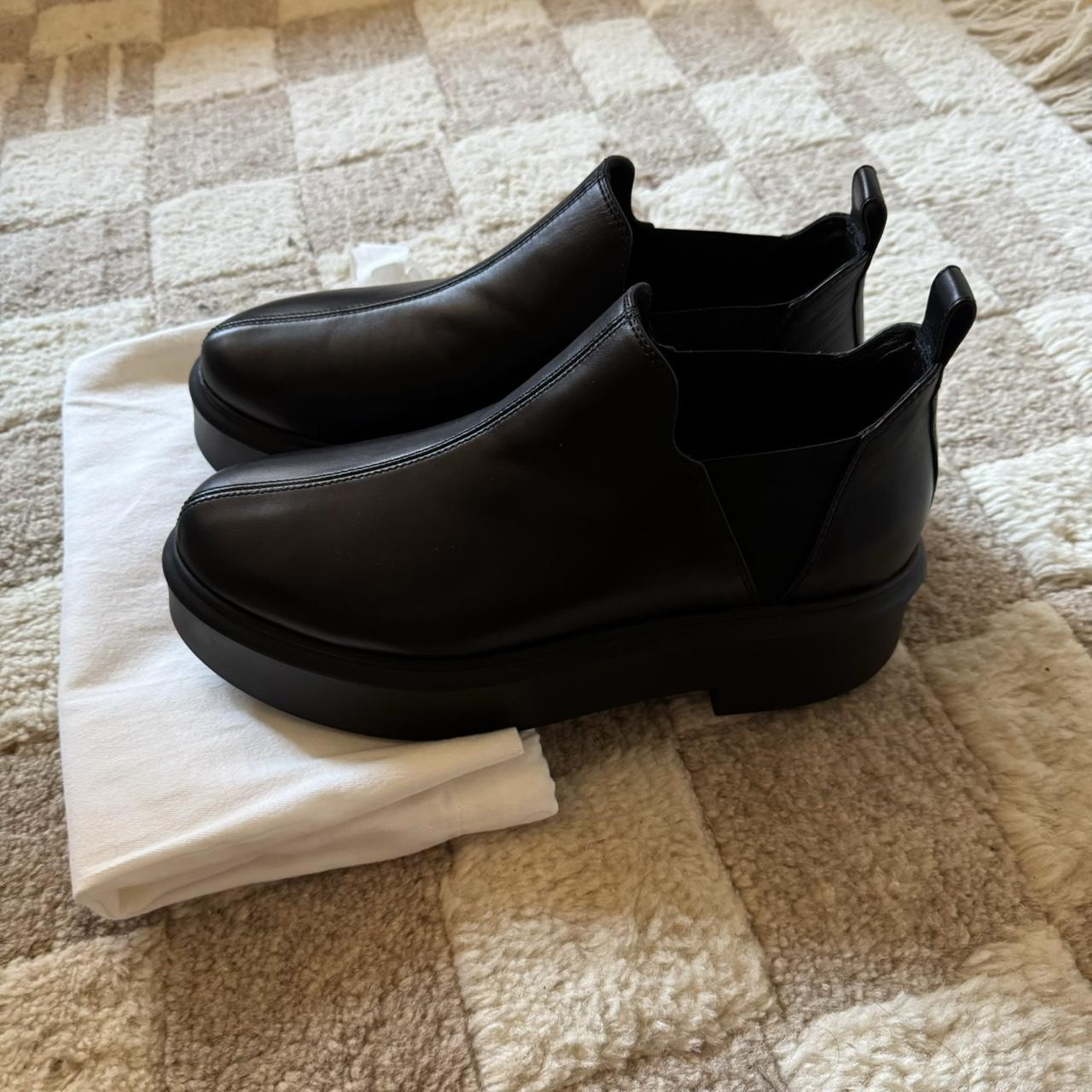 The Row Robin leather Chelsea boots Size 40.5 - | Depop
