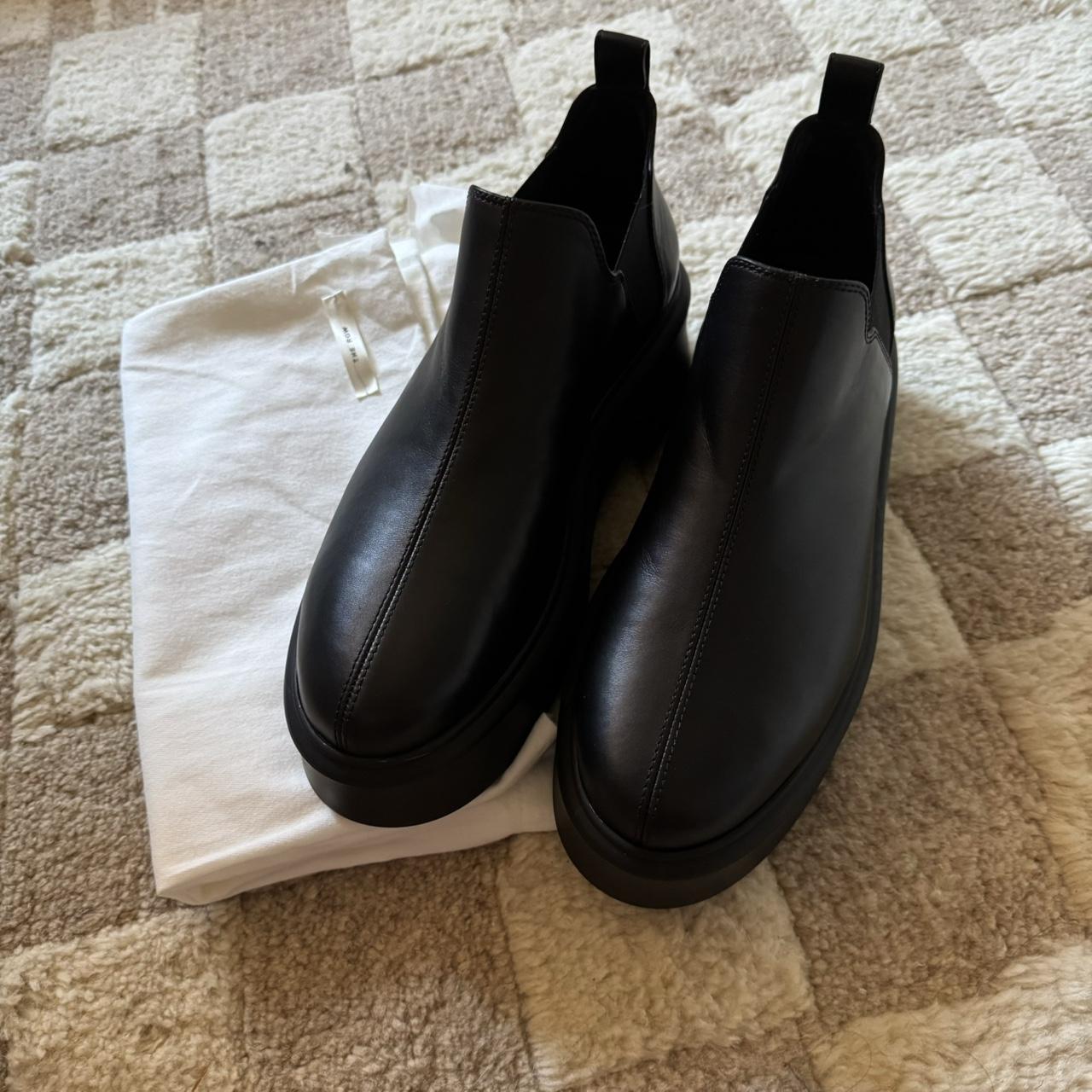 THE ROW Robin leather Chelsea boots シューズ REVIEW - The Row Robin Chelsea boots. Fit/sizing, price, how