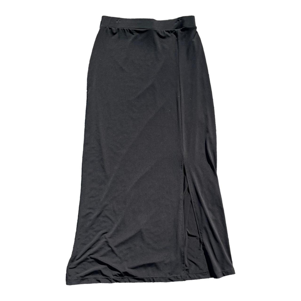 black long maxi skirt with slit Small - Depop