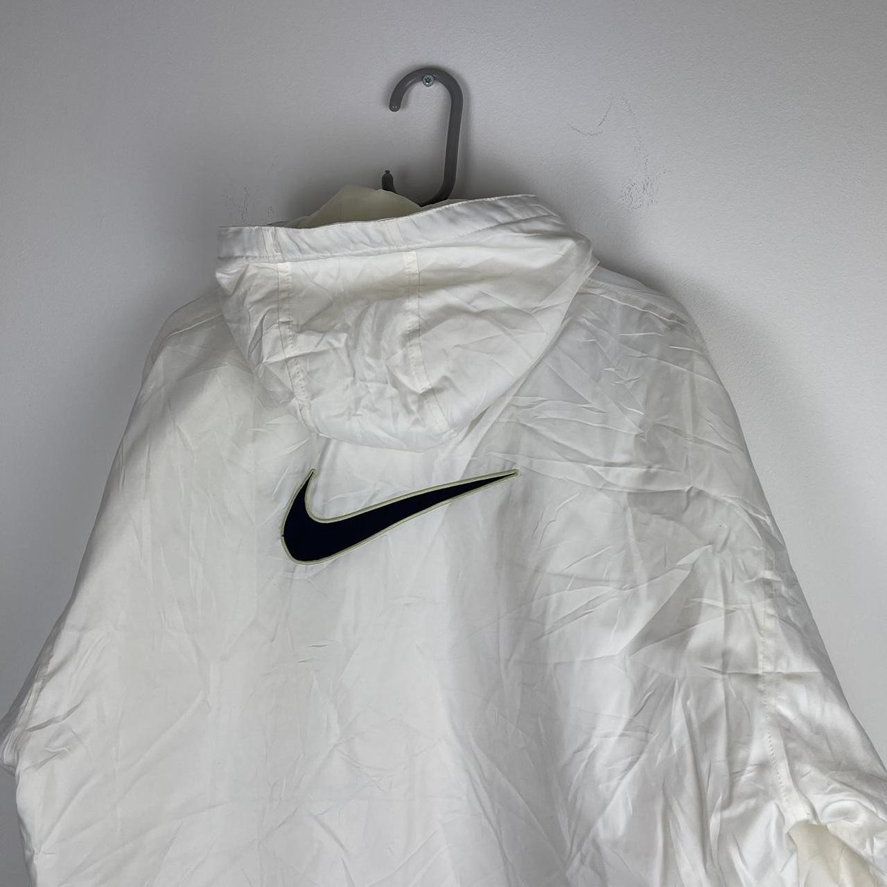 Nike Men's White and Black Coat Depop