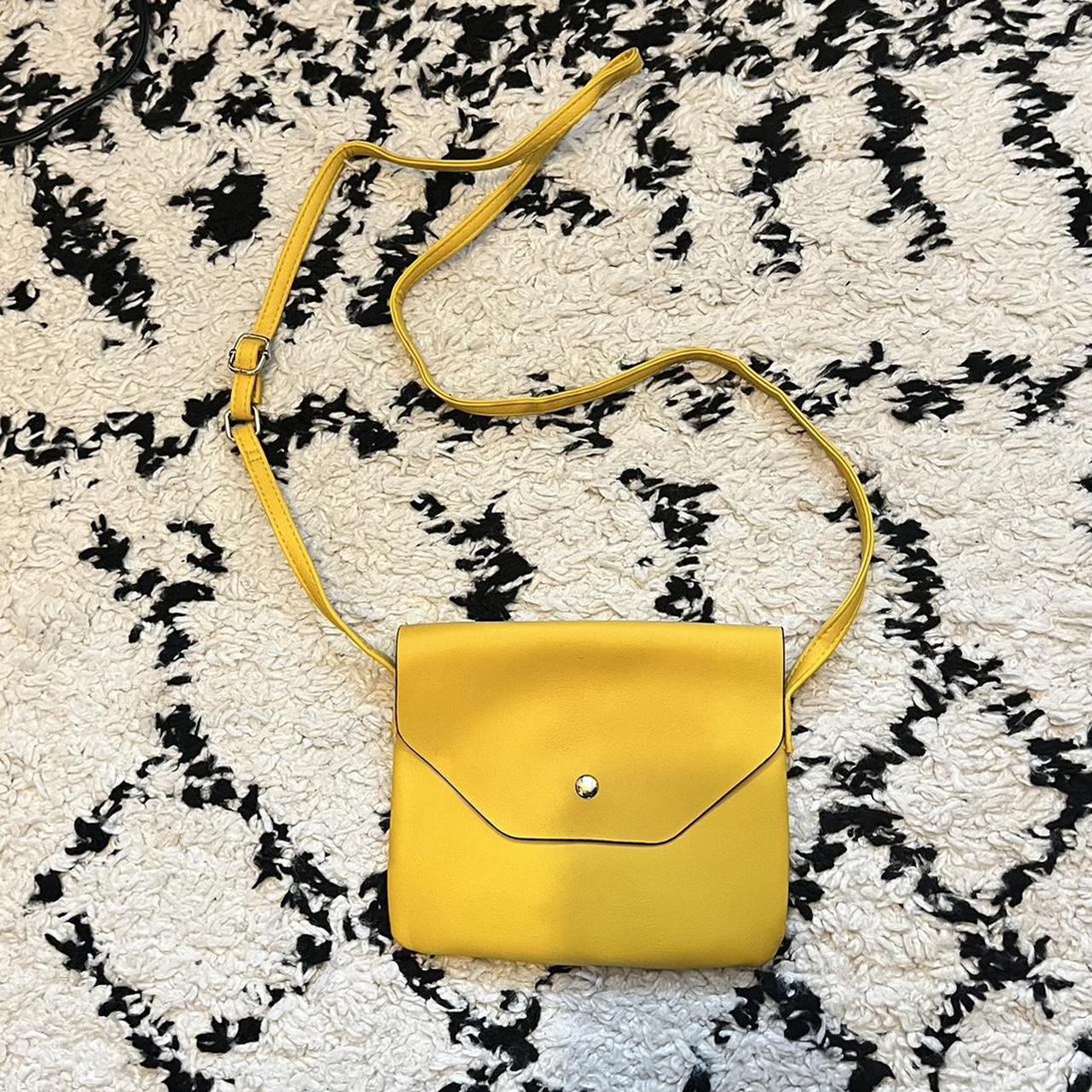 Primark discount mustard bag