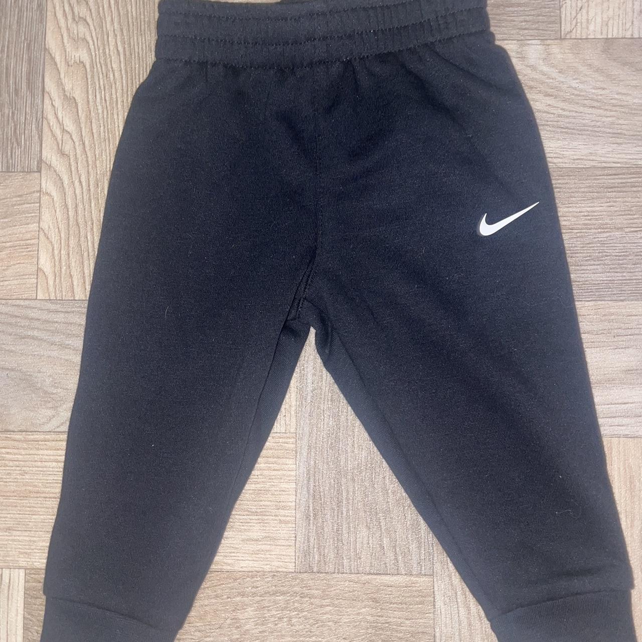buy nike tracksuit bottoms