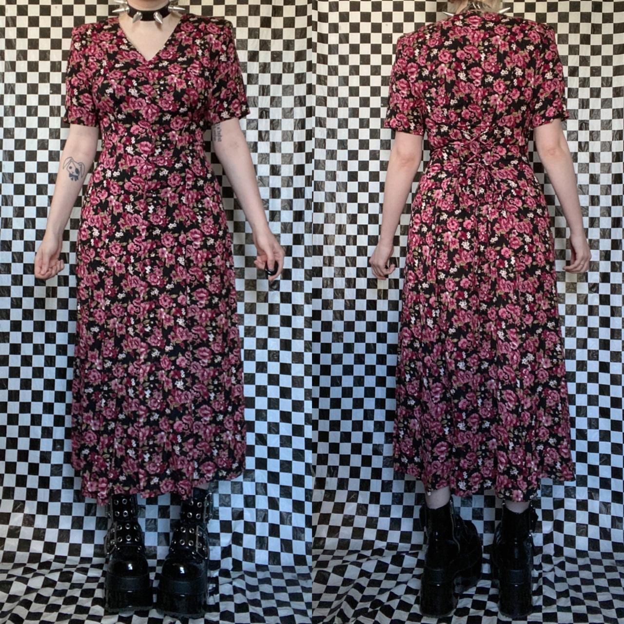 American Vintage Women's Black and Pink Dress | Depop