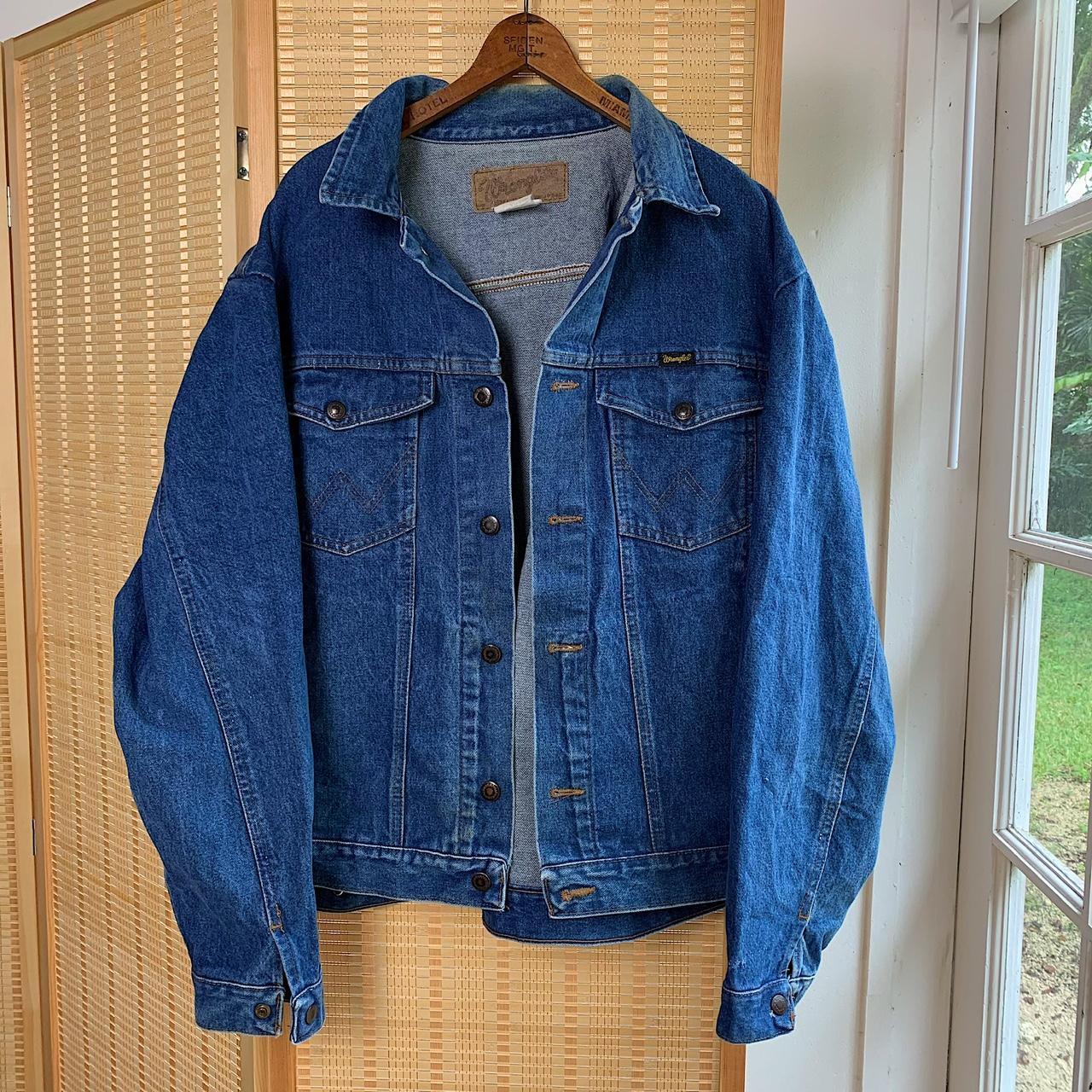 Vintage 90s wrangler denim jacket Size mens XL 22.5... - Depop