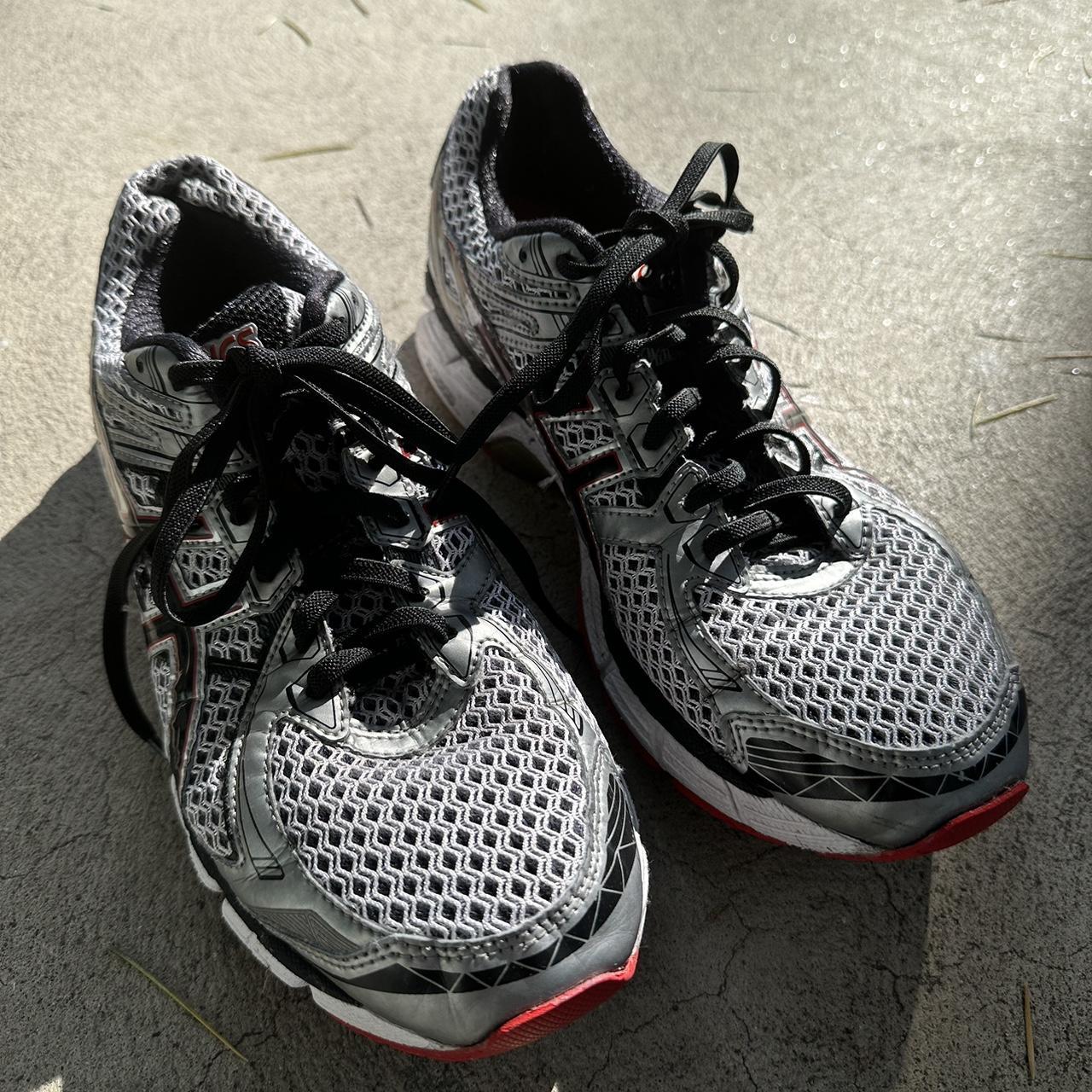 ladies asics walking shoes