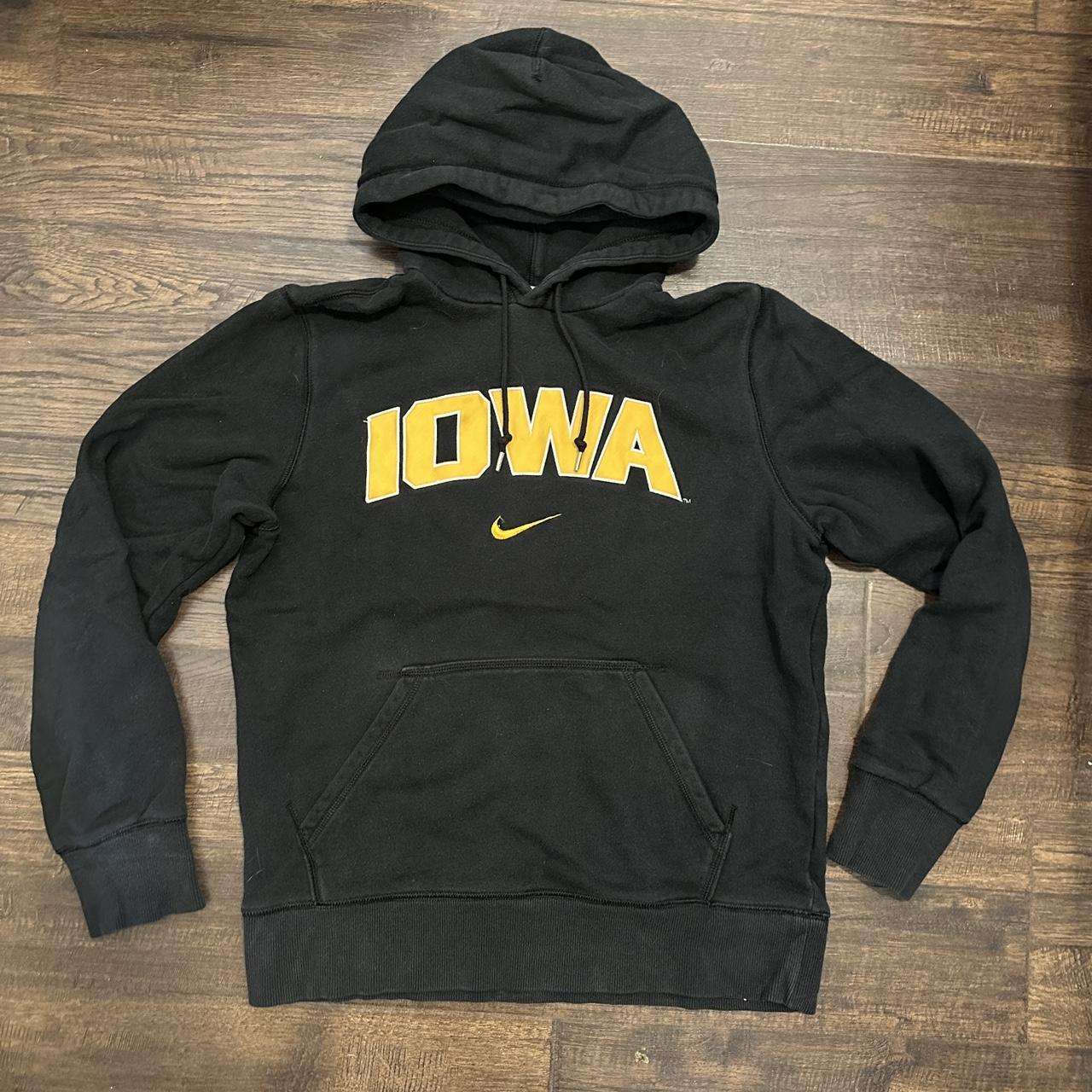 Iowa center swoosh nike hoodie - Depop