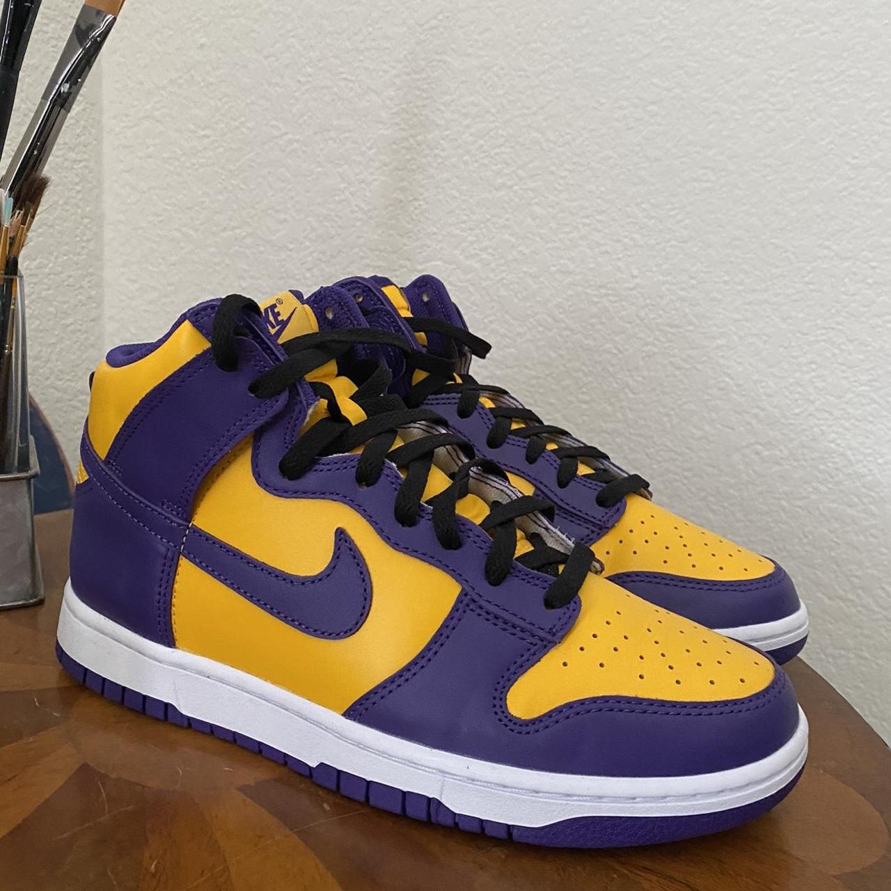 Nike Men's Purple and Gold Trainers | Depop