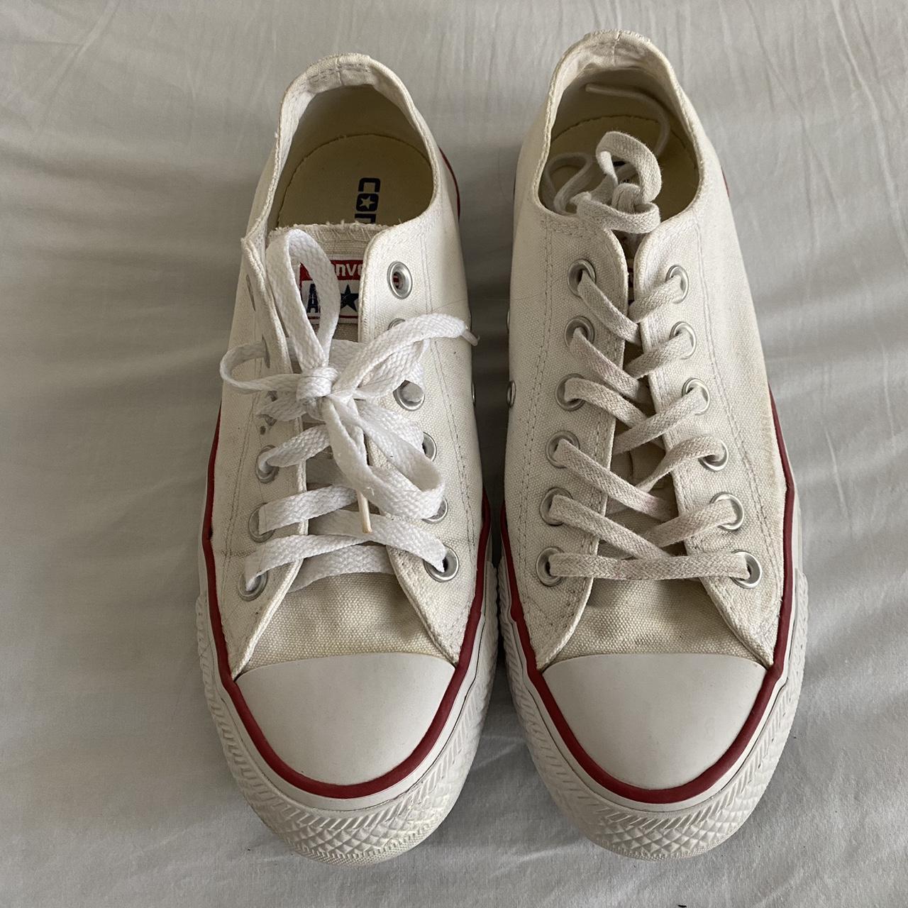 Free shipping! Low cut white converse Women’s size... - Depop