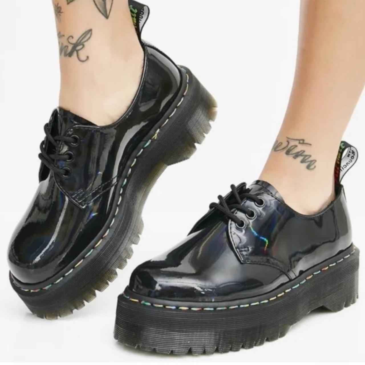 Dr martens store rainbow quad