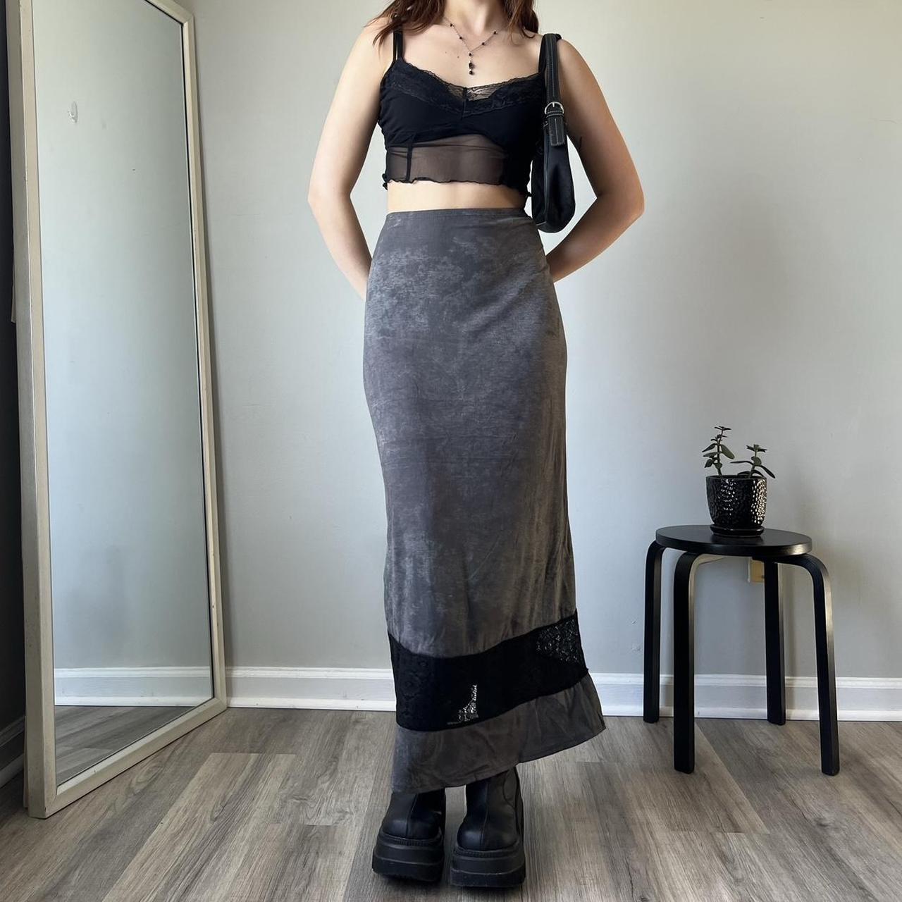Dynamite Women's Grey and Black Skirt Depop