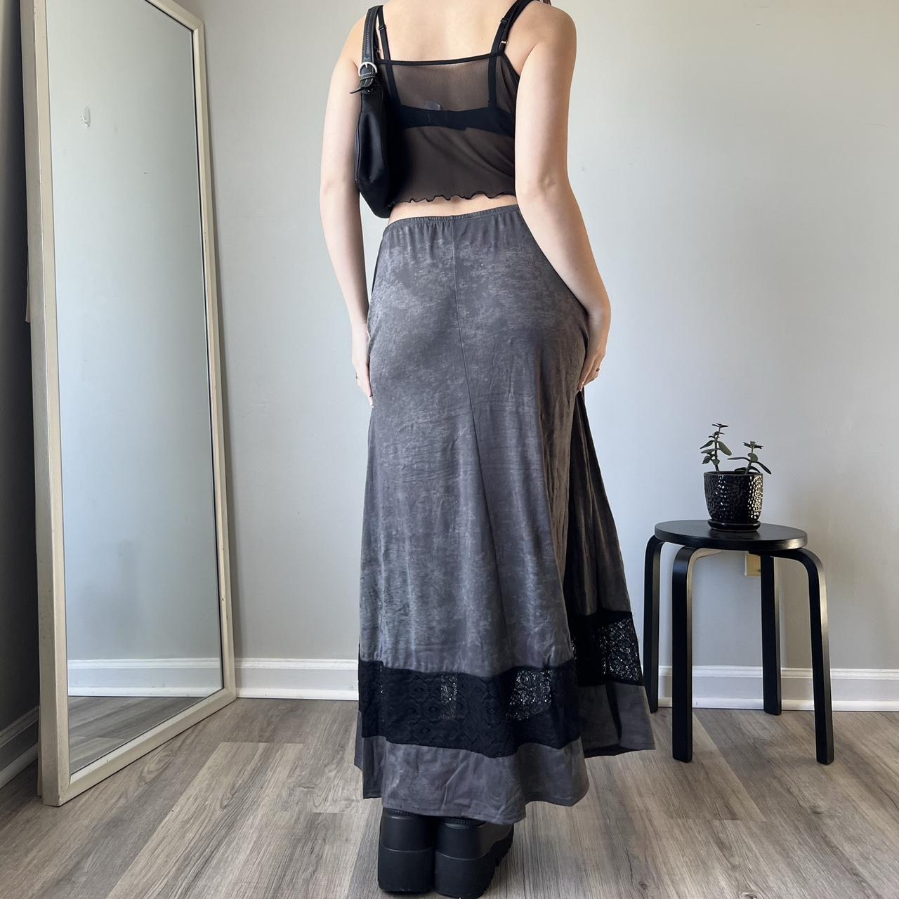 Dynamite Women's Grey and Black Skirt Depop