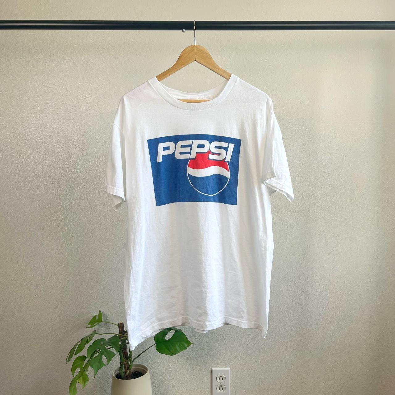 Vintage 90’s 2000’s White Pepsi Logo Graphic... - Depop