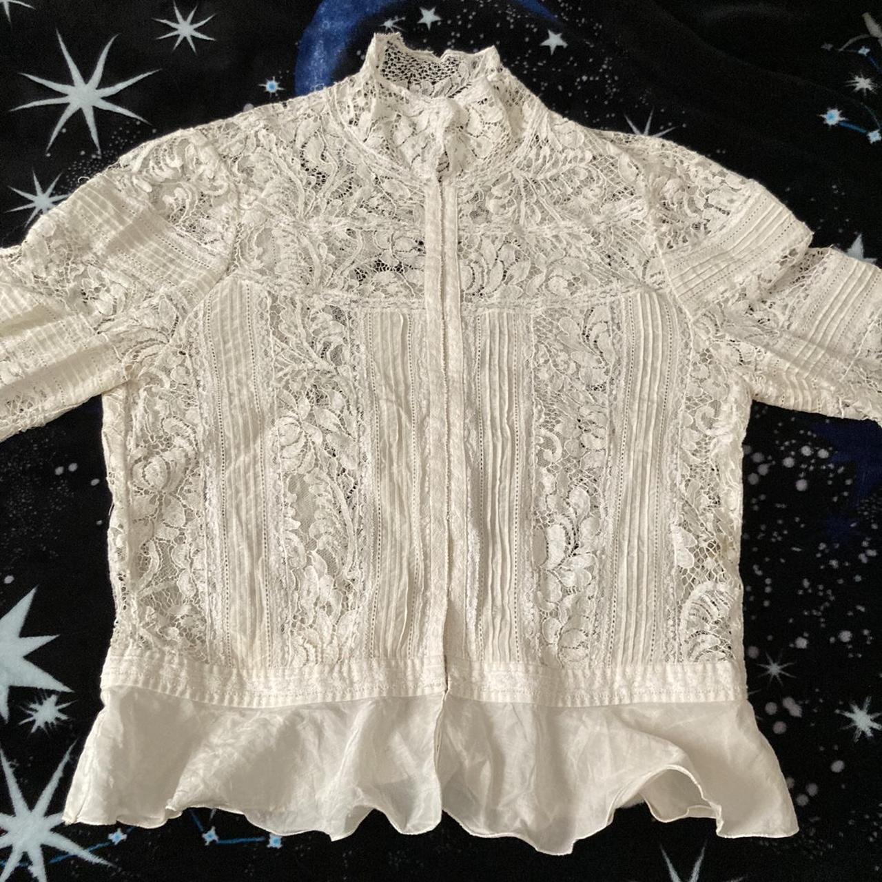 Saks Fifth Avenue Women's White Blouse | Depop