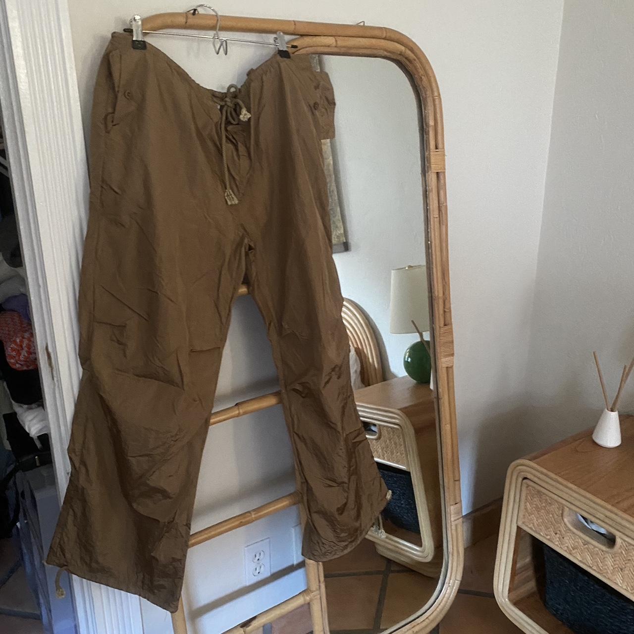 Halara Womens Green Army Cargo Pants size XS. New - Depop