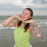 iwishihadagirltshirt's profile picture