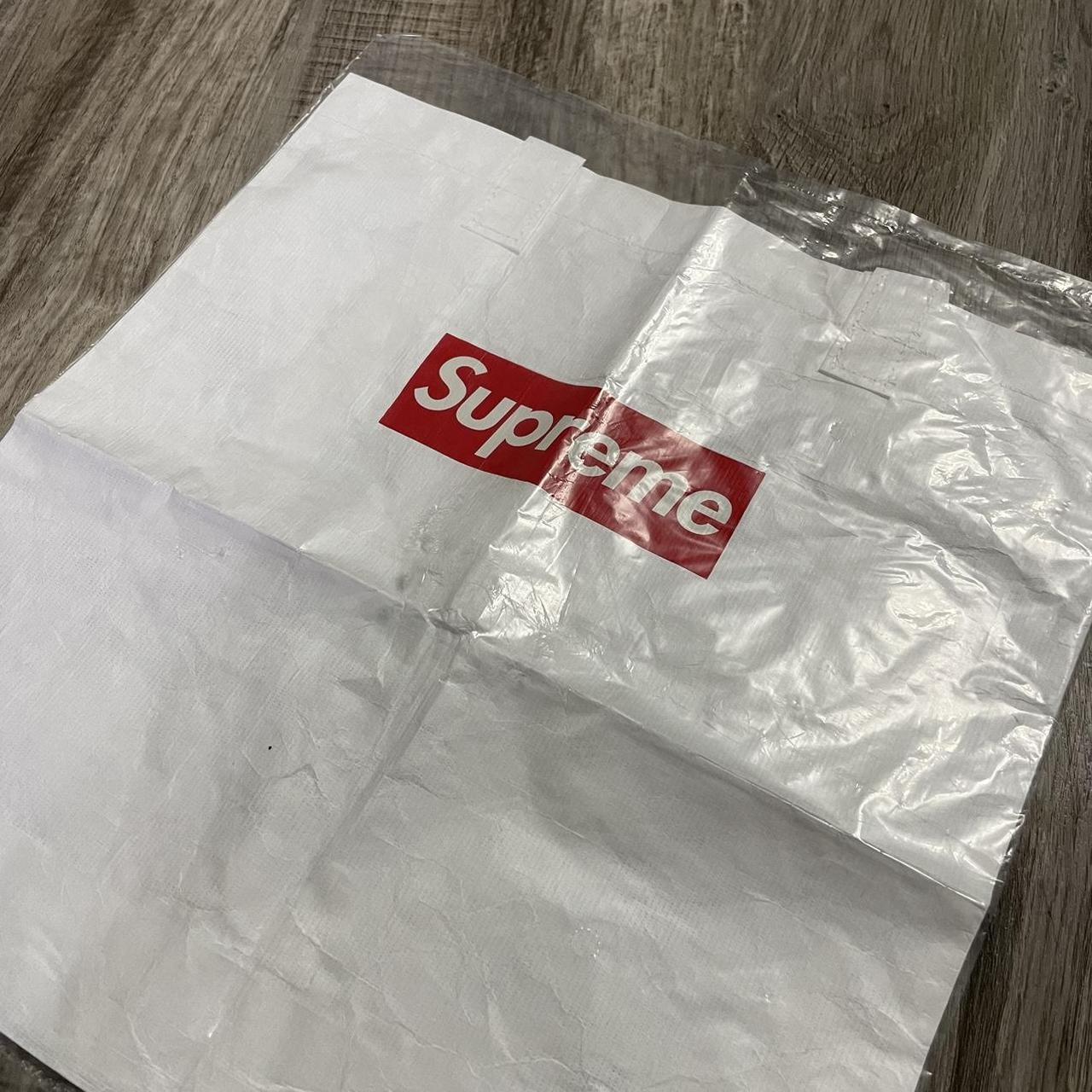 Supreme tyvek deals tote bag