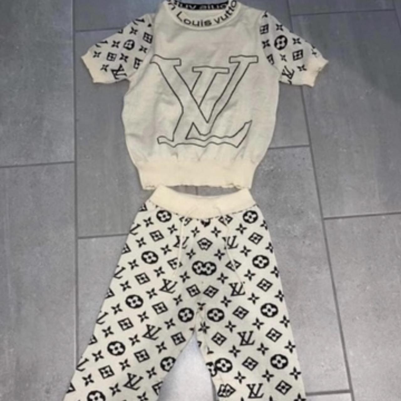 Louis Vuitton Set - LEGGINGS & SPORTY TOP BLUE - Depop