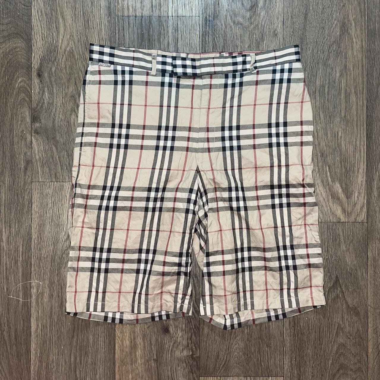 Burberry Men's Tan and Cream Shorts | Depop