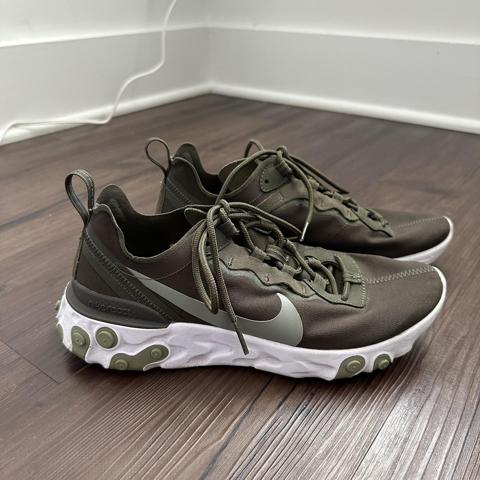 Nike react element kaki best sale