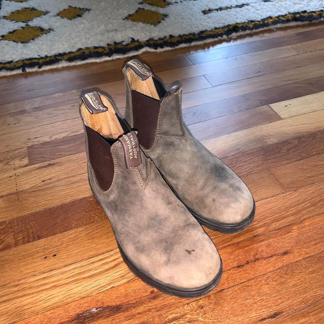 Depop blundstone 2024