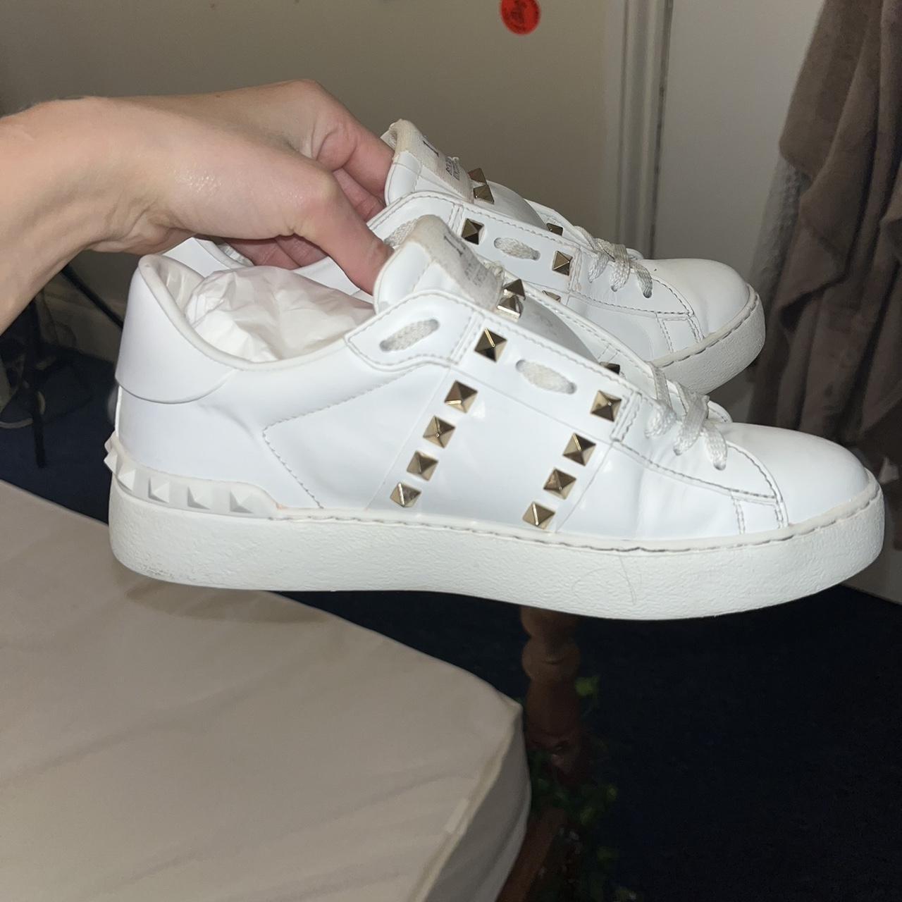 Valentino rockstud deals trainers womens