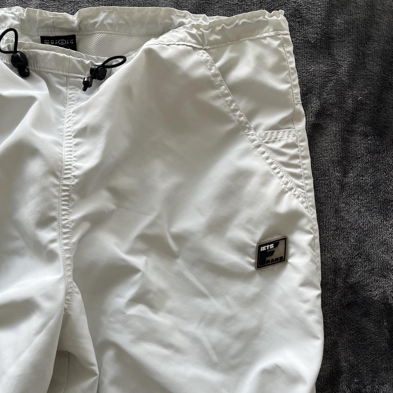 Iet frans urban outfitters white cargos Size M... - Depop