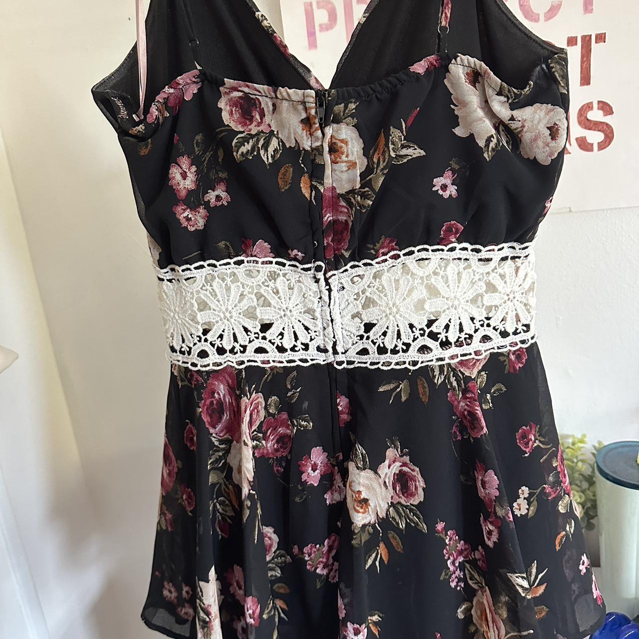 Rue 21 Women's Playsuit-romper | Depop