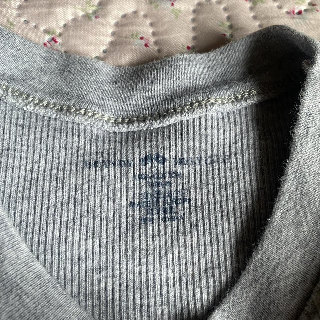 brandy pilates grey baby tee🩰☕️🧸 fits size... Depop